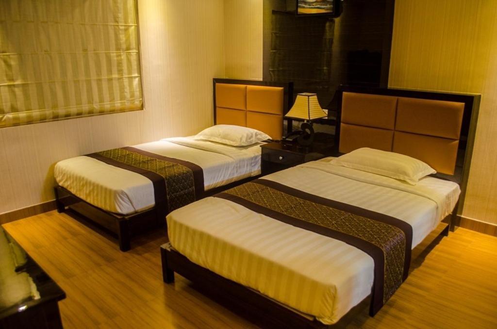 Hotel Comfotel Calcutta Exterior foto