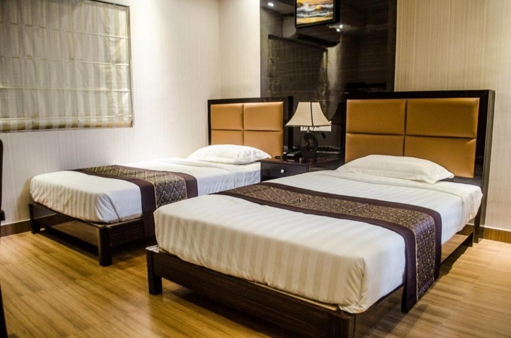 Hotel Comfotel Calcutta Exterior foto